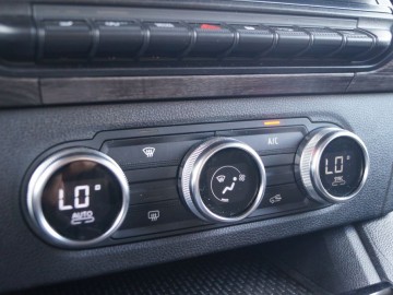 Renault Kangoo 1.5 Blue dCi 115 EDC Techno &ndash; Mocny argument